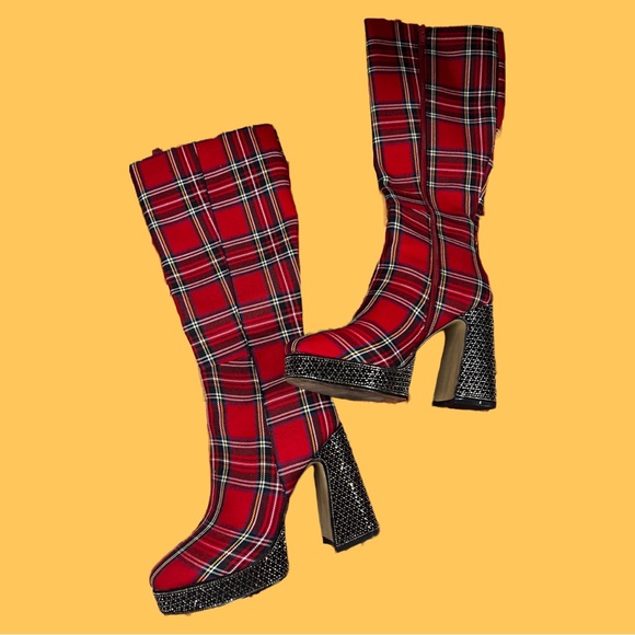 SOLD - Picture 2 of 4